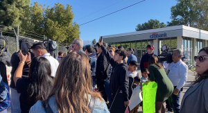 VIOLENCE BREAKS OUT Outside ICE Facility As SENATOR HIT WITH GAS