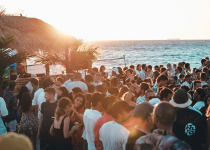 Dozens BRAWL On River Sandbar At Booze-Fueled Event