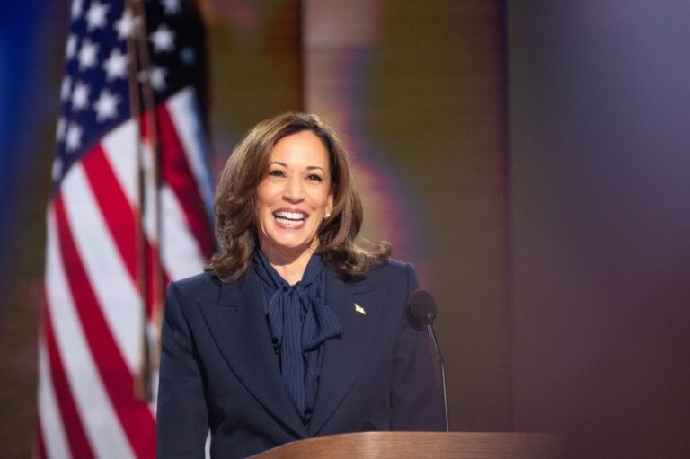 Kamala Harris: Top Contender for 2026 California Governor After NAACP Award