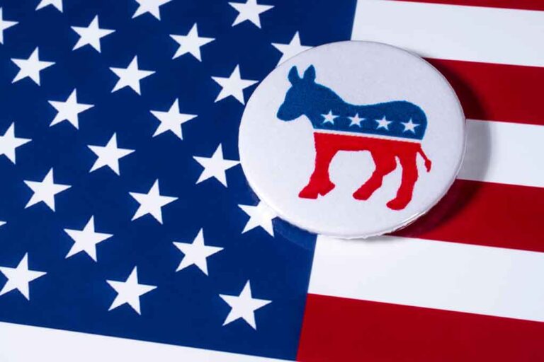 Democratic Party Divisions Emerge Over Impeachment Resolution Against Trump