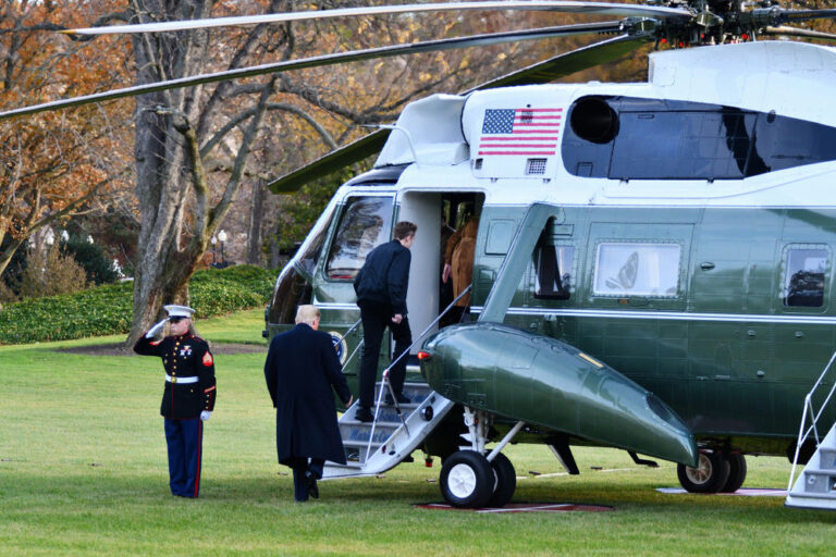 Laser Attack STUNS Trump’s Helicopter…