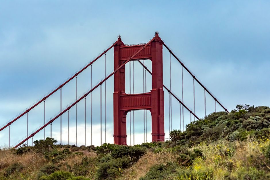 Featured image related to 1 dead after fishing boat crashes on rocks near Golden Gate Bridge