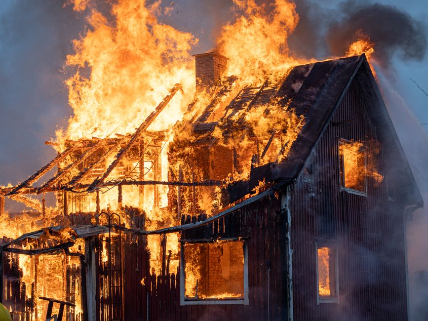 Featured image related to Seminole County man arrested for allegedly setting house fire with dogs inside