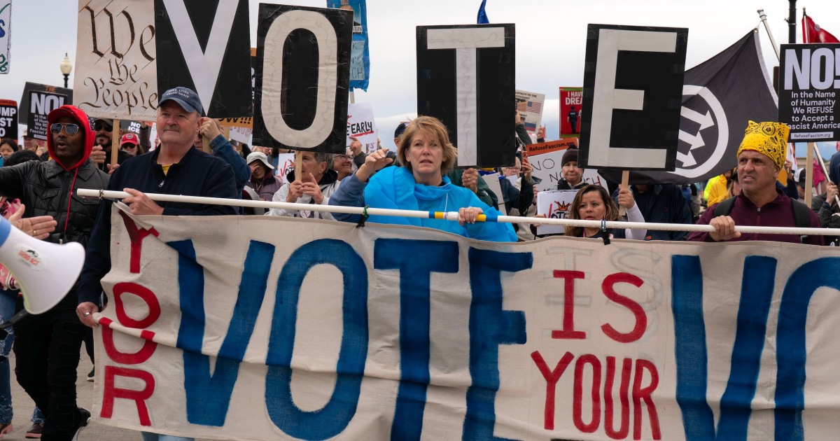 Featured image related to No Kings rallies across U.S. urge voters to cast ballots early in the midterms